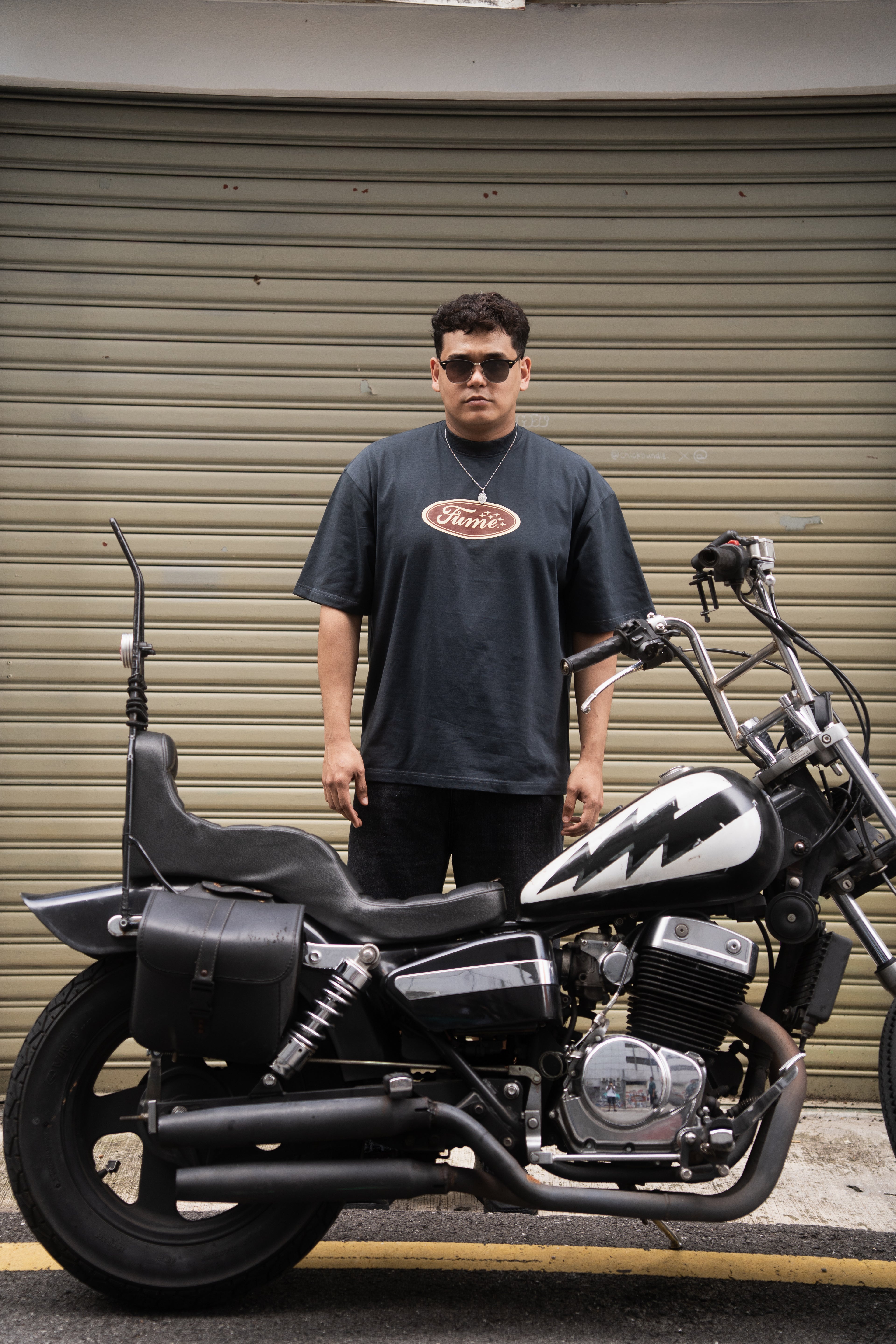 MERLOT Fogo Grey Tee